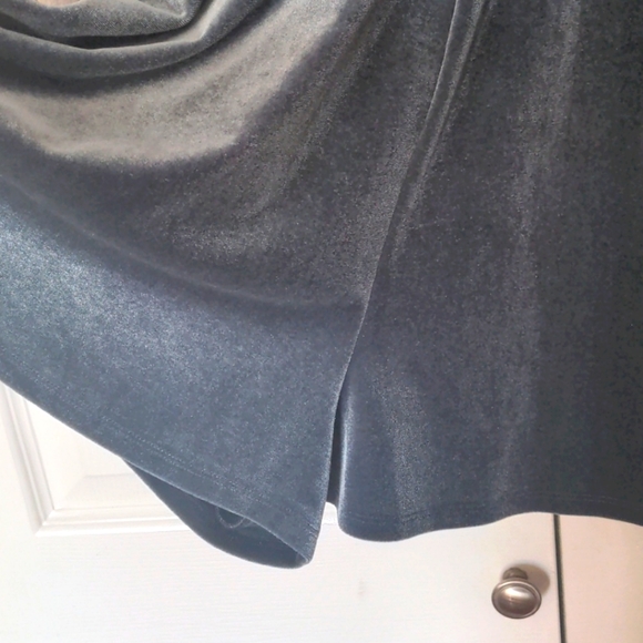 Velvet Romper Blue Grey 3/4 Sleeves - Picture 5 of 8